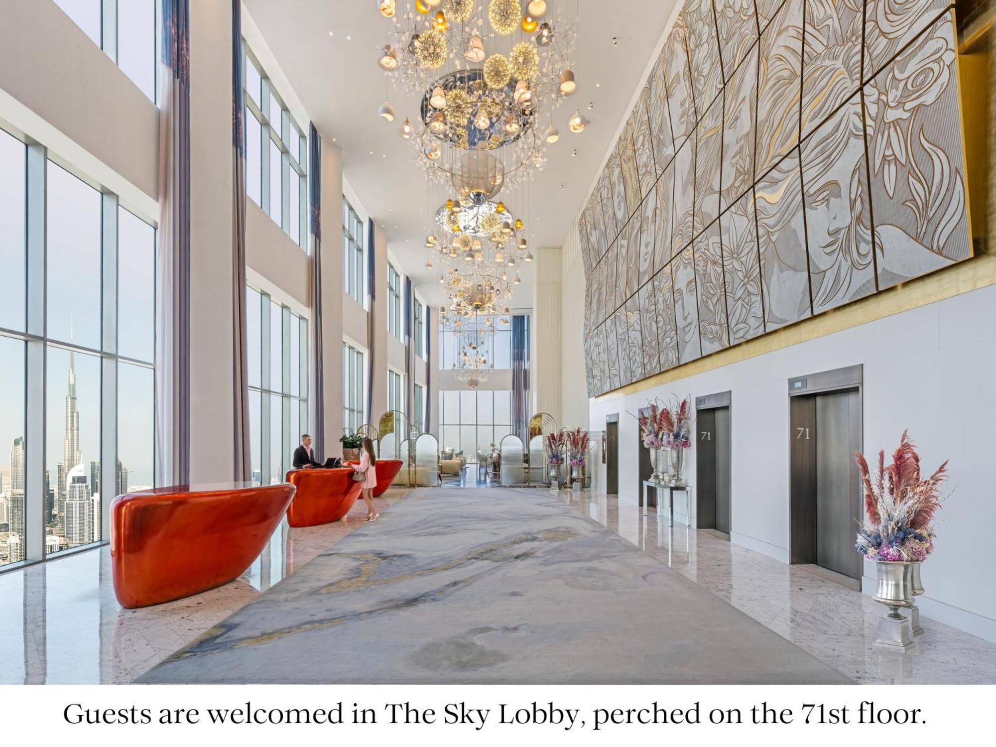 Sls Dubai Hotel & Residences Exterior foto The Sky Lobby